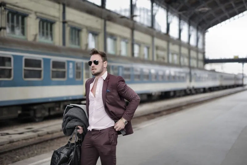 Backpack, Bag, or Wheels: Which Laptop Carrying Solution Actually Survives the American Commute?