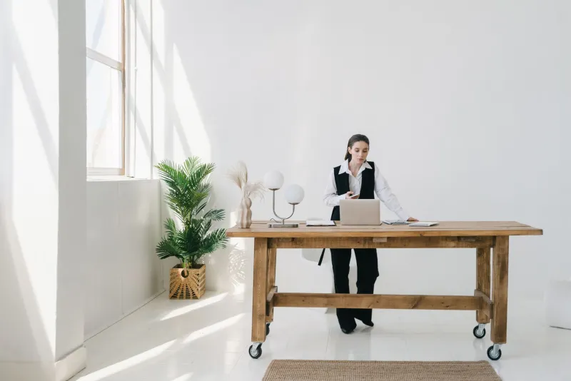 Three Months at the Standing Desk: What the Data Actually Reveals About Productivity, Pain, and Whether It's Worth Your Money